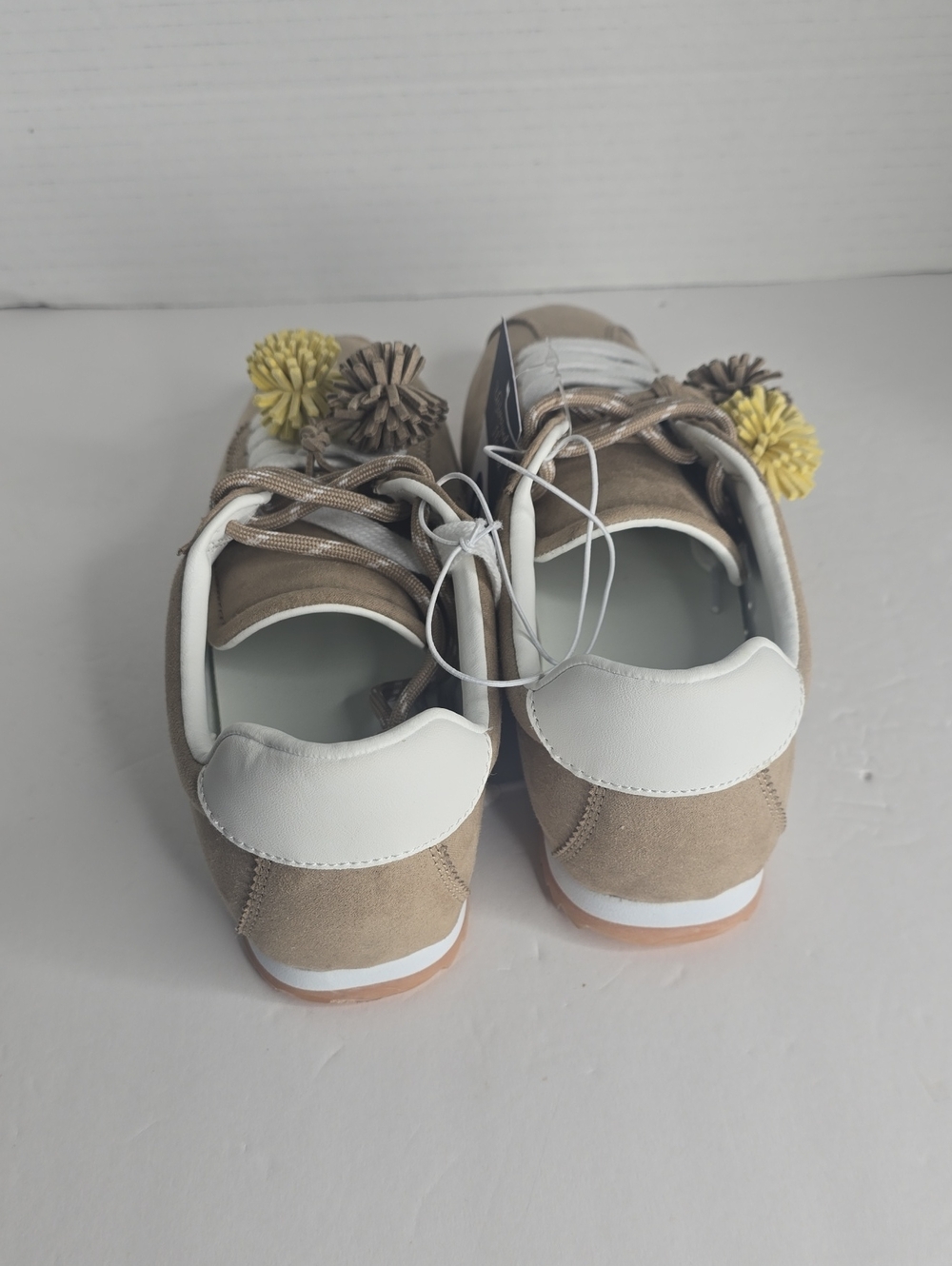 Women's JoJo Sneaker Universal Threads Size 6 - Picture 6 of 9
